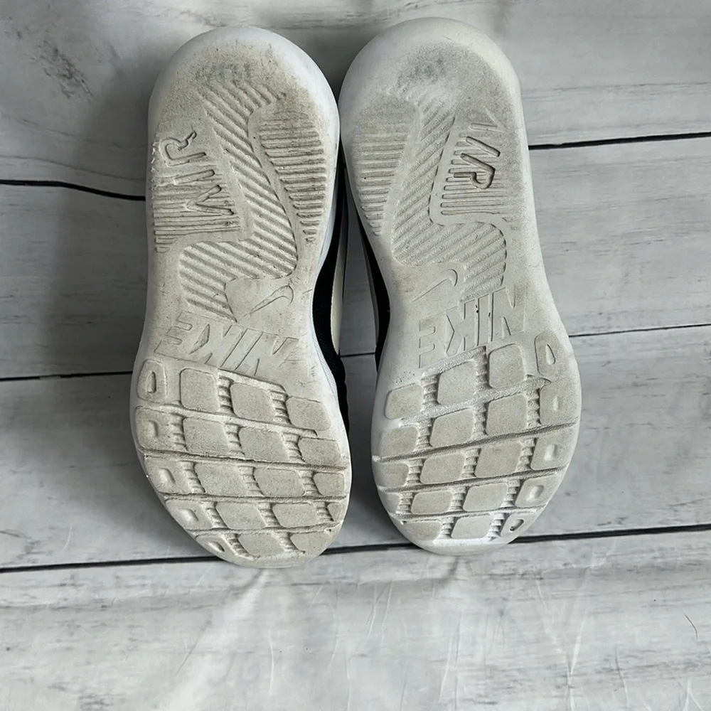 Nike Air Youth SZ:7Y Black white Ar7419-002 Running Sneakers‎ Shoes Unisex